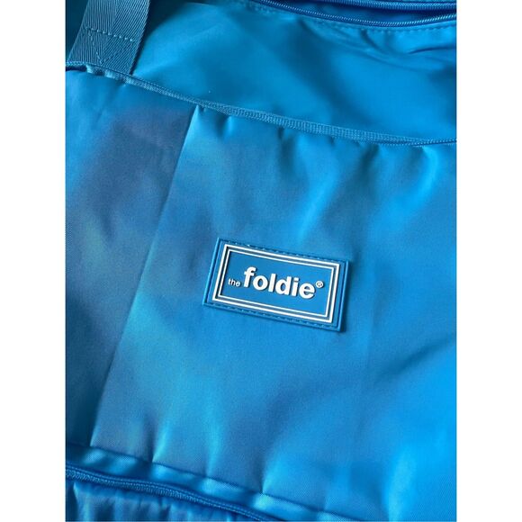 The Foldie 40L Travel Bag in Azure Blue - Picture 4 of 5